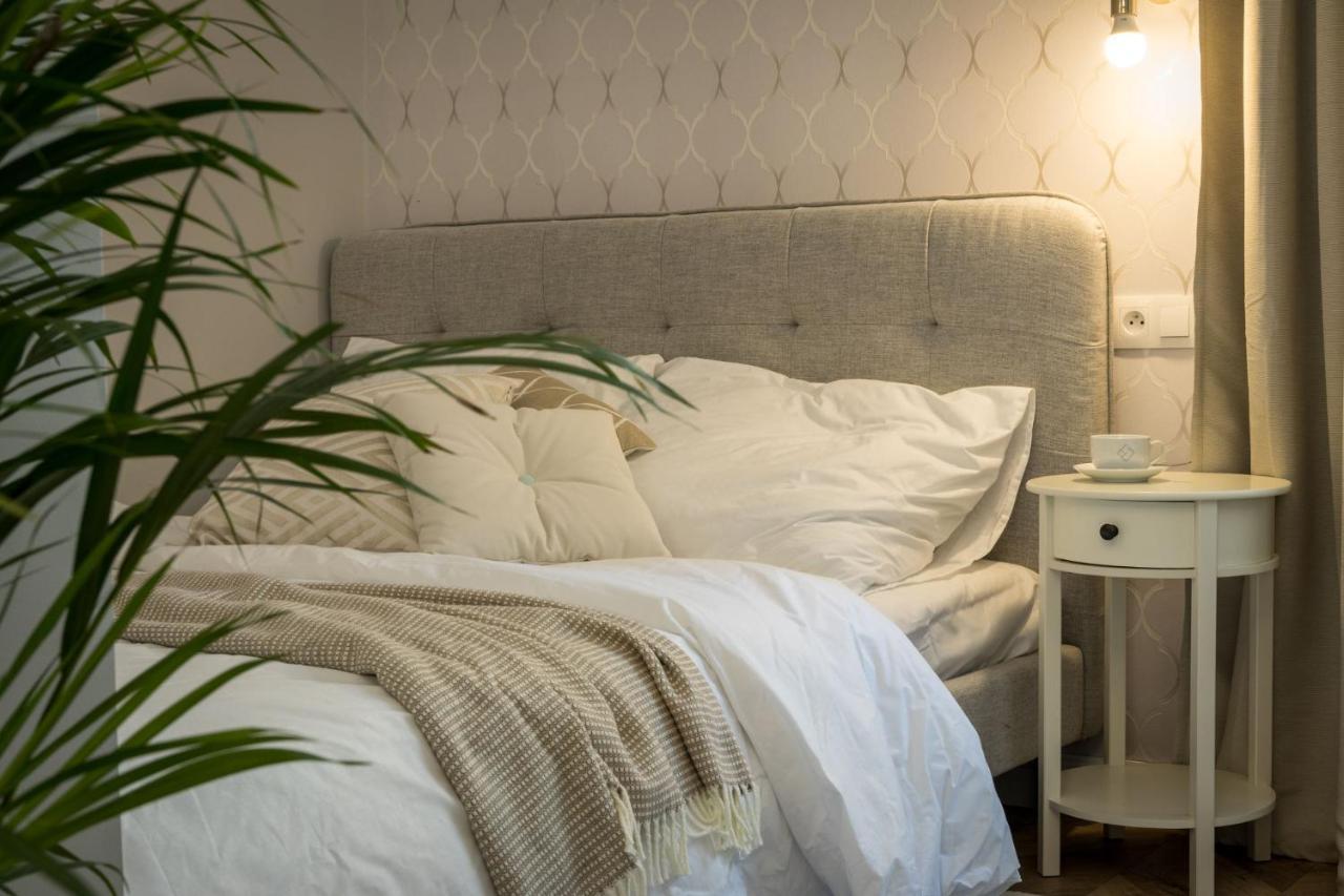Apartment Nearto Old Town Kraszewskiego Street Krasków Exteriör bild